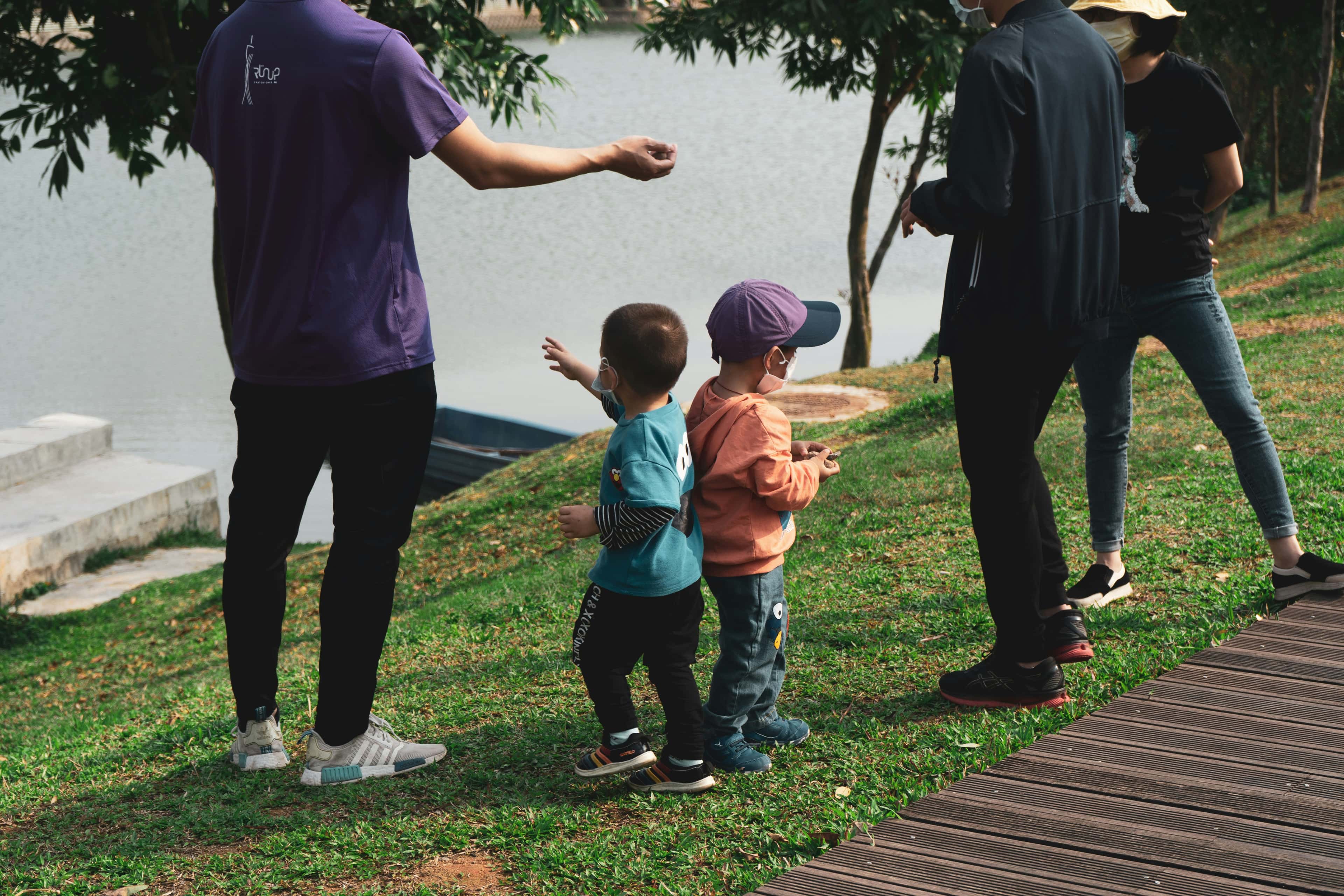 Family & Kids Graphic